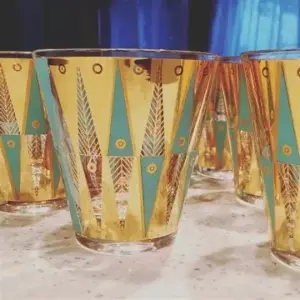 atomic glasses