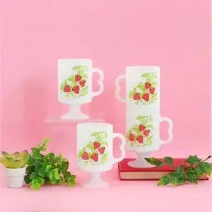 strawberry mugs